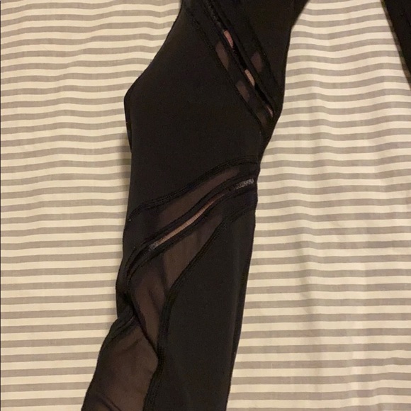 Lululemon Meta Mesh 7/8 - Picture 3 of 6